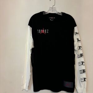 Men's Black Air Jordan Long Sleeve T-Shirt Size Medium